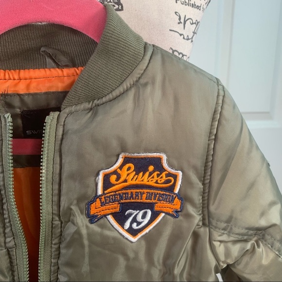 NWOT Swiss Cross Patch Puffer Jacket - Picture 4 of 11